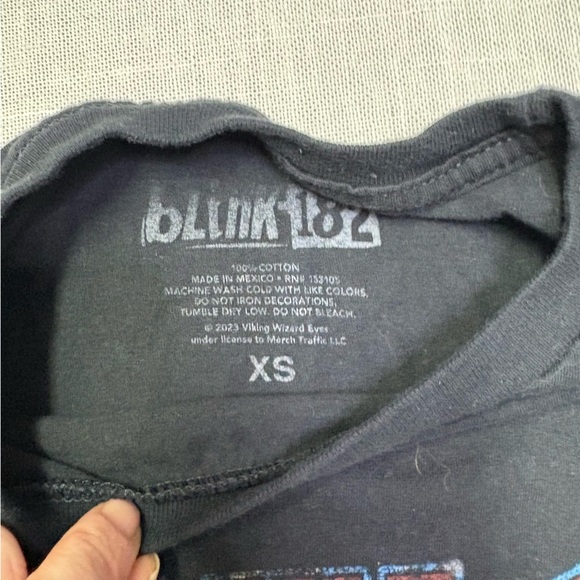 Blink-182 Black Graphic Women's Short Sleeve Tee - Picture 2 of 6